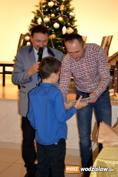 Zdjęcie w galerii na portalu naszwodzislaw.com: Piłkarze i działacze Startu Mszana spotkali się przy opłatku wiadomości z regionu