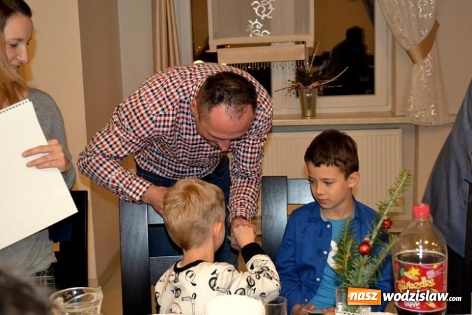 Zdjęcie w galerii na portalu naszwodzislaw.com: Piłkarze i działacze Startu Mszana spotkali się przy opłatku wiadomości z regionu