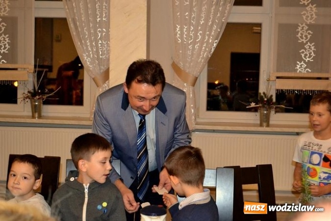 Zdjęcie w galerii na portalu naszwodzislaw.com: Piłkarze i działacze Startu Mszana spotkali się przy opłatku wiadomości z regionu