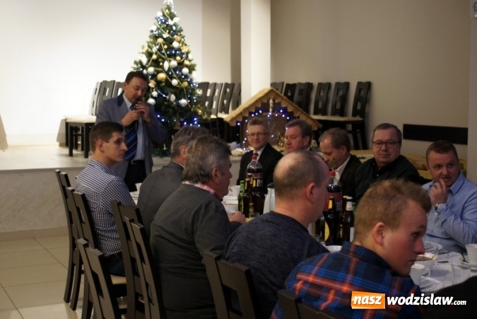 Zdjęcie w galerii na portalu naszwodzislaw.com: Piłkarze i działacze Startu Mszana spotkali się przy opłatku wiadomości z regionu