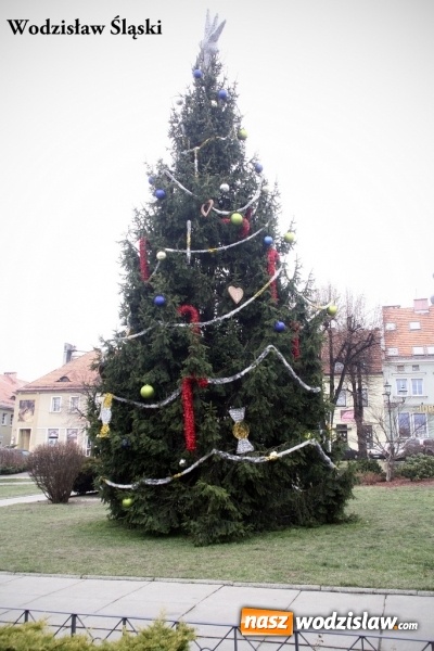 Zdjęcie w galerii na portalu naszwodzislaw.com: Lubomia, Pszów, Mszana, Godów, Gorzyce, Marklowice, Radlin, Rydułtowy i Wodzisław Śląski. Zobacz jak gminy naszego powiatu zostały ustrojone na święta wiadomości z regionu