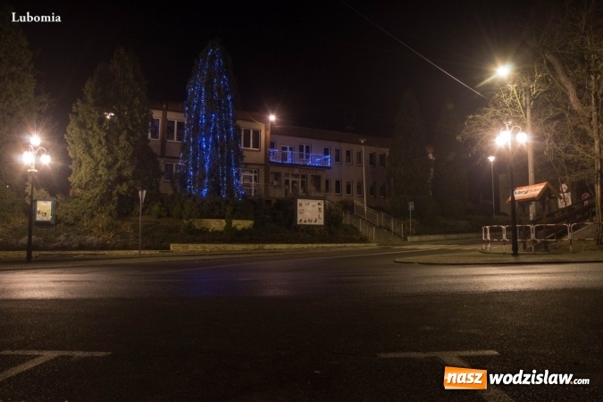 Zdjęcie w galerii na portalu naszwodzislaw.com: Lubomia, Pszów, Mszana, Godów, Gorzyce, Marklowice, Radlin, Rydułtowy i Wodzisław Śląski. Zobacz jak gminy naszego powiatu zostały ustrojone na święta wiadomości z regionu