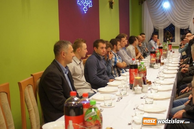 Zdjęcie w galerii na portalu naszwodzislaw.com: Spotkanie opłatkowe Klubu Sportowego Płomień Połomia wiadomości z regionu