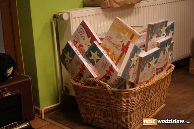 Zdjęcie w galerii na portalu naszwodzislaw.com: Świąteczne spotkanie przy opłatku dla podopiecznych Ośrodka Pomocy Społecznej wiadomości z regionu