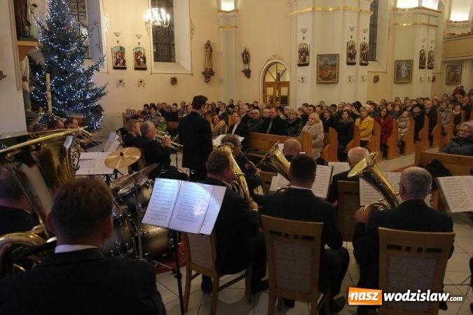Zdjęcie w galerii na portalu naszwodzislaw.com: Świąteczno-noworoczny koncert w Zawadzie wiadomości z regionu