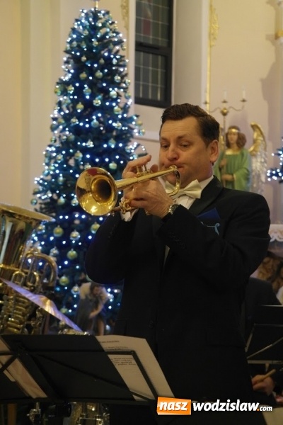 Zdjęcie w galerii na portalu naszwodzislaw.com: Świąteczno-noworoczny koncert w Zawadzie wiadomości z regionu