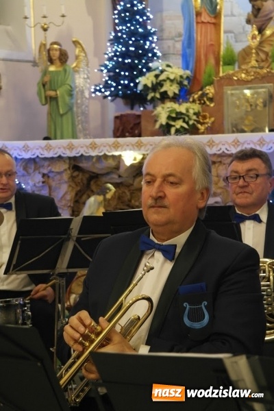 Zdjęcie w galerii na portalu naszwodzislaw.com: Świąteczno-noworoczny koncert w Zawadzie wiadomości z regionu