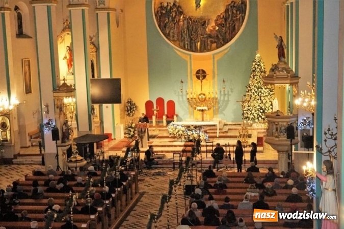 Zdjęcie w galerii na portalu naszwodzislaw.com: Gabriela Gąsior & Holy Noiz. Za nami koncert kolędowy wiadomości z regionu