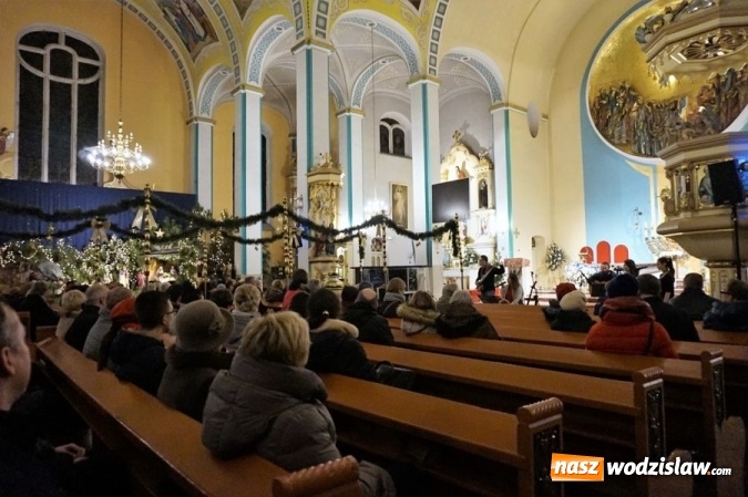 Zdjęcie w galerii na portalu naszwodzislaw.com: Gabriela Gąsior & Holy Noiz. Za nami koncert kolędowy wiadomości z regionu