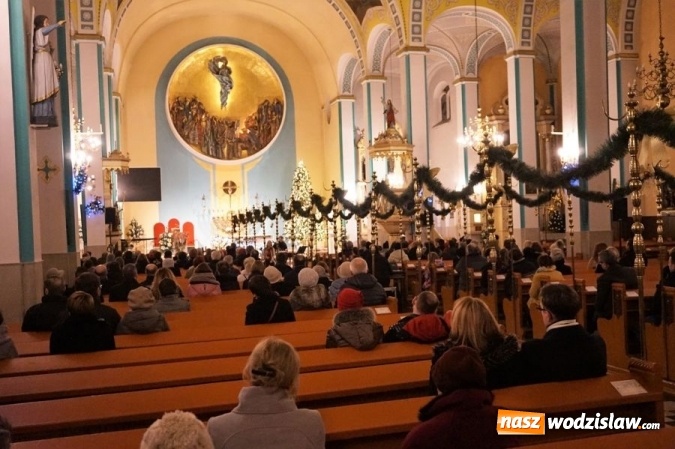 Zdjęcie w galerii na portalu naszwodzislaw.com: Gabriela Gąsior & Holy Noiz. Za nami koncert kolędowy wiadomości z regionu