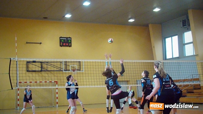 Zdjęcie w galerii na portalu naszwodzislaw.com: Puchar Prezydenta Miasta dla siatkarek z Bielska-Białej  wiadomości z regionu