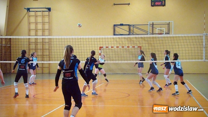 Zdjęcie w galerii na portalu naszwodzislaw.com: Puchar Prezydenta Miasta dla siatkarek z Bielska-Białej  wiadomości z regionu