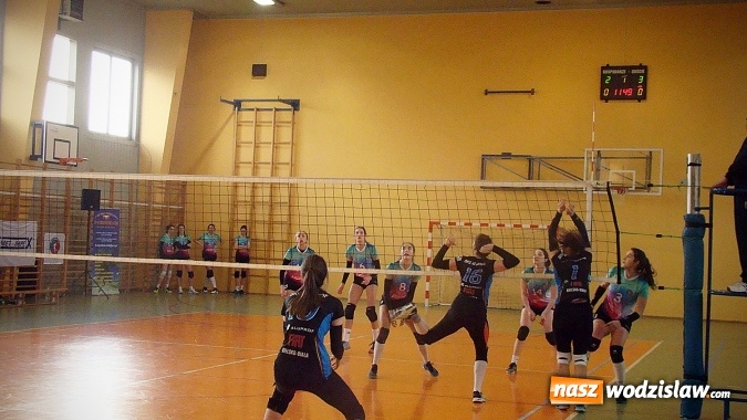 Zdjęcie w galerii na portalu naszwodzislaw.com: Puchar Prezydenta Miasta dla siatkarek z Bielska-Białej  wiadomości z regionu