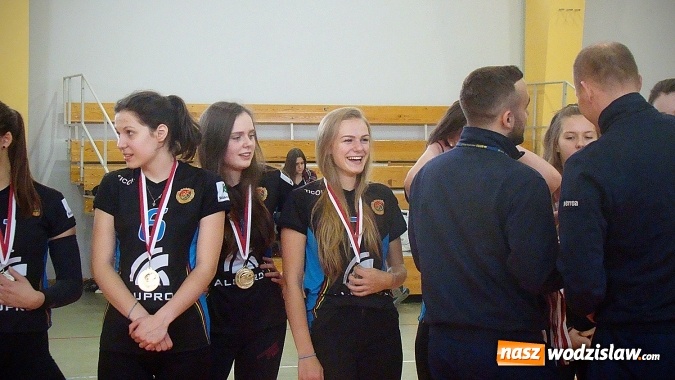 Zdjęcie w galerii na portalu naszwodzislaw.com: Puchar Prezydenta Miasta dla siatkarek z Bielska-Białej  wiadomości z regionu