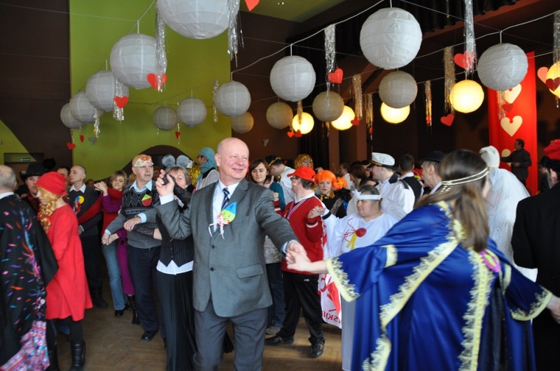 Zdjęcie w galerii na portalu naszwodzislaw.com: Bal karnawałowy wiadomości z regionu