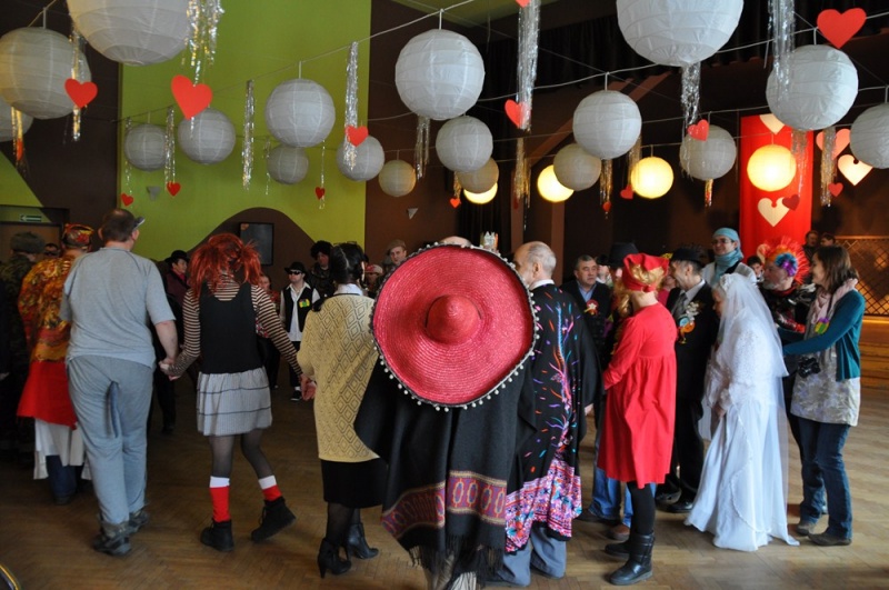 Zdjęcie w galerii na portalu naszwodzislaw.com: Bal karnawałowy wiadomości z regionu