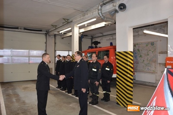 Zdjęcie w galerii na portalu naszwodzislaw.com: Uroczysta zbi&oacute;rka połączona ze spotkaniem świąteczno - noworocznym. Nadano awanse, było też o modernizacji budynku JRG Rydułtowy wiadomości z regionu