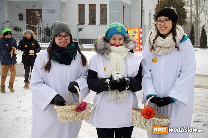 Zdjęcie w galerii na portalu naszwodzislaw.com: To już się stało tradycją. Orszak Trzech Króli przeszedł przez Turzę Śląską  wiadomości z regionu