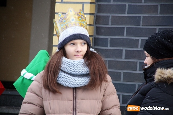 Zdjęcie w galerii na portalu naszwodzislaw.com: To już się stało tradycją. Orszak Trzech Króli przeszedł przez Turzę Śląską  wiadomości z regionu
