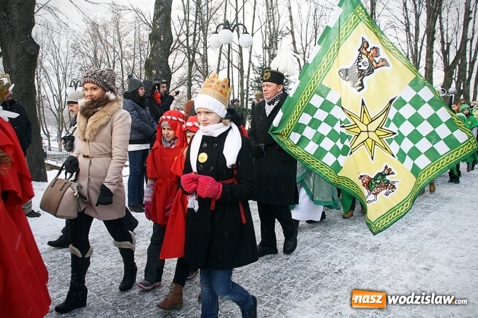 Zdjęcie w galerii na portalu naszwodzislaw.com: To już się stało tradycją. Orszak Trzech Króli przeszedł przez Turzę Śląską  wiadomości z regionu