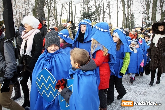 Zdjęcie w galerii na portalu naszwodzislaw.com: To już się stało tradycją. Orszak Trzech Króli przeszedł przez Turzę Śląską  wiadomości z regionu