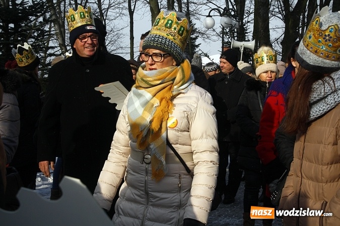 Zdjęcie w galerii na portalu naszwodzislaw.com: To już się stało tradycją. Orszak Trzech Króli przeszedł przez Turzę Śląską  wiadomości z regionu