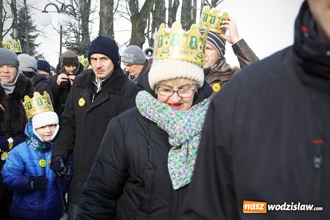 Zdjęcie w galerii na portalu naszwodzislaw.com: To już się stało tradycją. Orszak Trzech Króli przeszedł przez Turzę Śląską  wiadomości z regionu