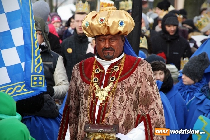 Zdjęcie w galerii na portalu naszwodzislaw.com: To już się stało tradycją. Orszak Trzech Króli przeszedł przez Turzę Śląską  wiadomości z regionu