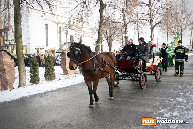 Zdjęcie w galerii na portalu naszwodzislaw.com: To już się stało tradycją. Orszak Trzech Króli przeszedł przez Turzę Śląską  wiadomości z regionu