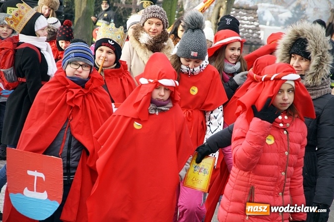 Zdjęcie w galerii na portalu naszwodzislaw.com: To już się stało tradycją. Orszak Trzech Króli przeszedł przez Turzę Śląską  wiadomości z regionu