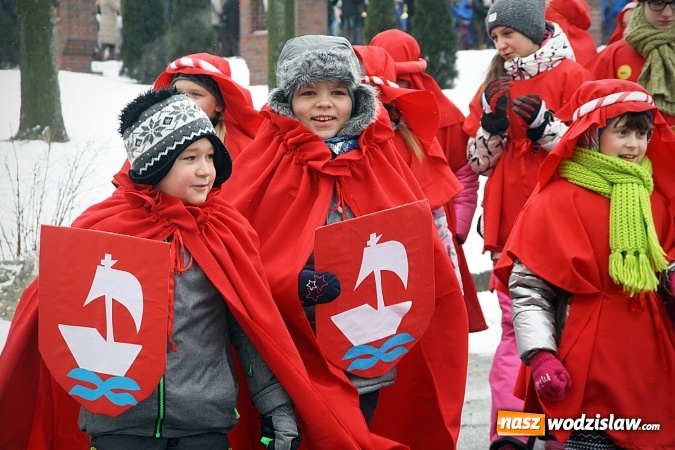 Zdjęcie w galerii na portalu naszwodzislaw.com: To już się stało tradycją. Orszak Trzech Króli przeszedł przez Turzę Śląską  wiadomości z regionu