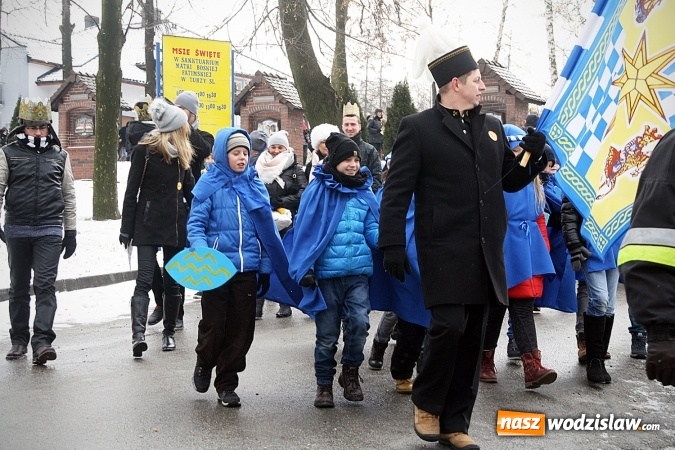 Zdjęcie w galerii na portalu naszwodzislaw.com: To już się stało tradycją. Orszak Trzech Króli przeszedł przez Turzę Śląską  wiadomości z regionu