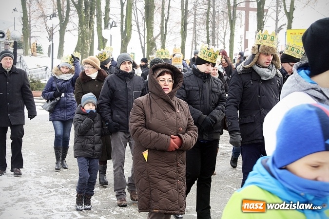Zdjęcie w galerii na portalu naszwodzislaw.com: To już się stało tradycją. Orszak Trzech Króli przeszedł przez Turzę Śląską  wiadomości z regionu