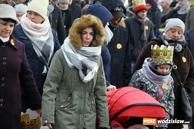 Zdjęcie w galerii na portalu naszwodzislaw.com: To już się stało tradycją. Orszak Trzech Króli przeszedł przez Turzę Śląską  wiadomości z regionu