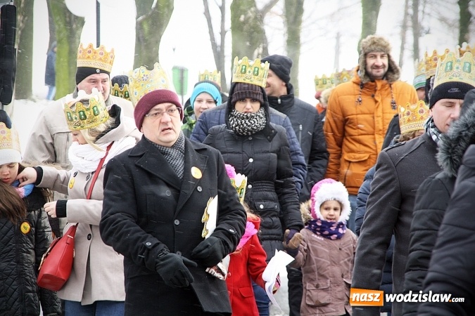Zdjęcie w galerii na portalu naszwodzislaw.com: To już się stało tradycją. Orszak Trzech Króli przeszedł przez Turzę Śląską  wiadomości z regionu