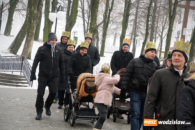 Zdjęcie w galerii na portalu naszwodzislaw.com: To już się stało tradycją. Orszak Trzech Króli przeszedł przez Turzę Śląską  wiadomości z regionu