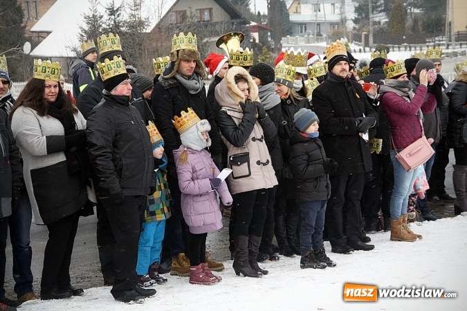 Zdjęcie w galerii na portalu naszwodzislaw.com: To już się stało tradycją. Orszak Trzech Króli przeszedł przez Turzę Śląską  wiadomości z regionu