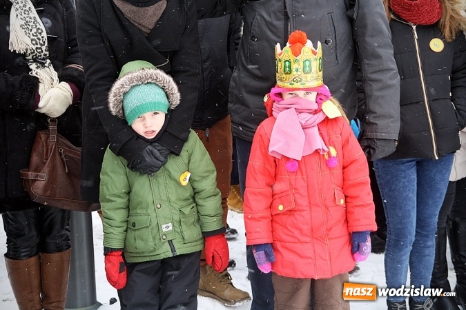 Zdjęcie w galerii na portalu naszwodzislaw.com: To już się stało tradycją. Orszak Trzech Króli przeszedł przez Turzę Śląską  wiadomości z regionu