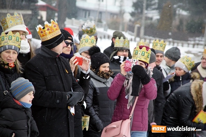 Zdjęcie w galerii na portalu naszwodzislaw.com: To już się stało tradycją. Orszak Trzech Króli przeszedł przez Turzę Śląską  wiadomości z regionu
