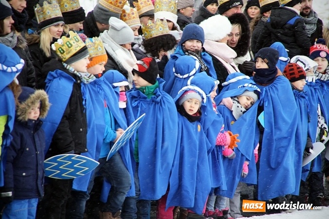 Zdjęcie w galerii na portalu naszwodzislaw.com: To już się stało tradycją. Orszak Trzech Króli przeszedł przez Turzę Śląską  wiadomości z regionu