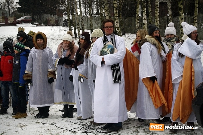Zdjęcie w galerii na portalu naszwodzislaw.com: To już się stało tradycją. Orszak Trzech Króli przeszedł przez Turzę Śląską  wiadomości z regionu