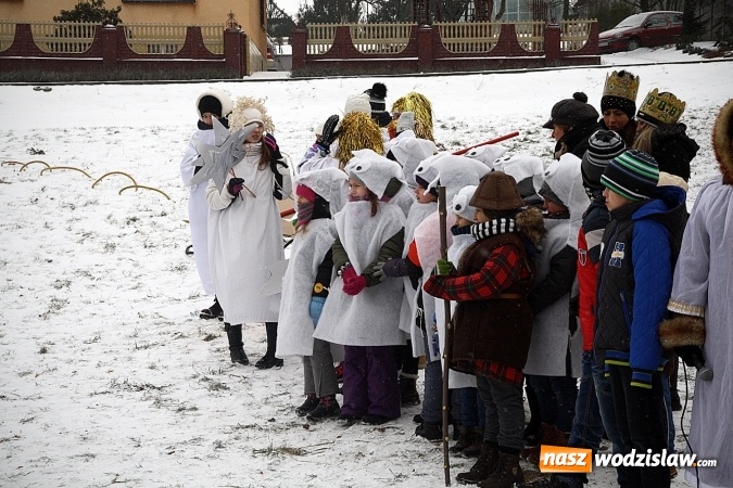 Zdjęcie w galerii na portalu naszwodzislaw.com: To już się stało tradycją. Orszak Trzech Króli przeszedł przez Turzę Śląską  wiadomości z regionu