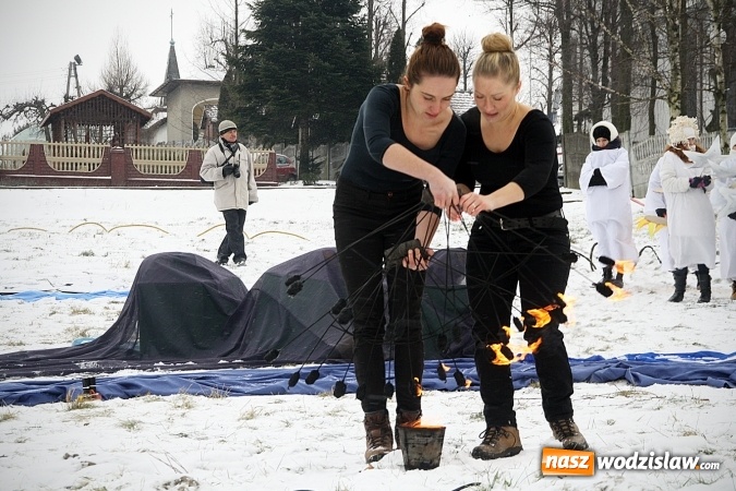 Zdjęcie w galerii na portalu naszwodzislaw.com: To już się stało tradycją. Orszak Trzech Króli przeszedł przez Turzę Śląską  wiadomości z regionu