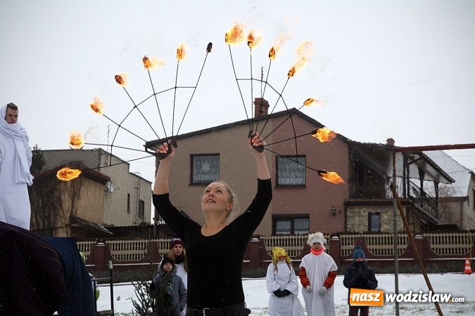 Zdjęcie w galerii na portalu naszwodzislaw.com: To już się stało tradycją. Orszak Trzech Króli przeszedł przez Turzę Śląską  wiadomości z regionu