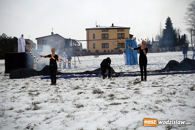 Zdjęcie w galerii na portalu naszwodzislaw.com: To już się stało tradycją. Orszak Trzech Króli przeszedł przez Turzę Śląską  wiadomości z regionu