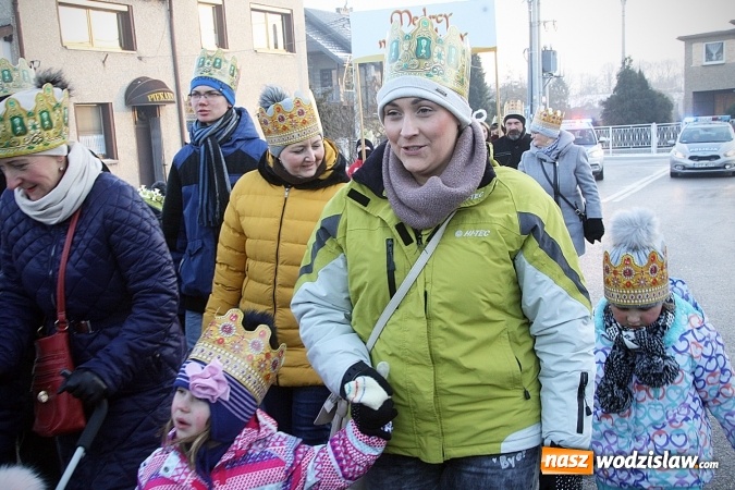 Zdjęcie w galerii na portalu naszwodzislaw.com: Orszak Trzech Kr&oacute;li dotarł do Bluszczowa wiadomości z regionu