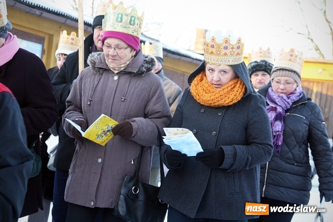 Zdjęcie w galerii na portalu naszwodzislaw.com: Orszak Trzech Kr&oacute;li dotarł do Bluszczowa wiadomości z regionu