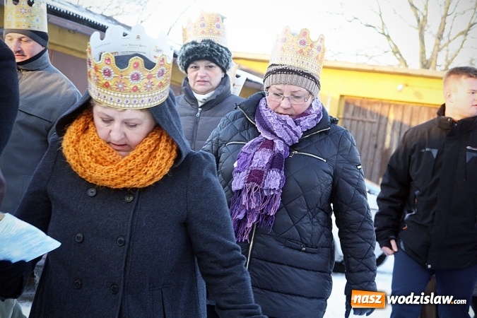Zdjęcie w galerii na portalu naszwodzislaw.com: Orszak Trzech Kr&oacute;li dotarł do Bluszczowa wiadomości z regionu