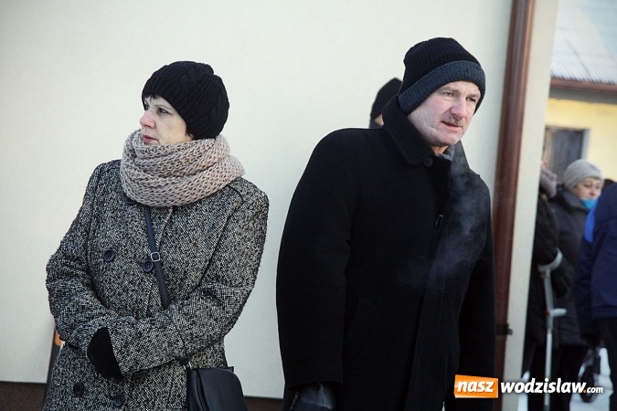 Zdjęcie w galerii na portalu naszwodzislaw.com: Orszak Trzech Kr&oacute;li dotarł do Bluszczowa wiadomości z regionu