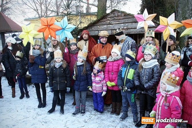Zdjęcie w galerii na portalu naszwodzislaw.com: Orszak Trzech Kr&oacute;li dotarł do Bluszczowa wiadomości z regionu